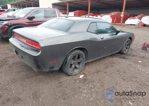 2013 Dodge Challenger Sxt from USA, damaged, VIN 2C3CDYAG3DH561956
